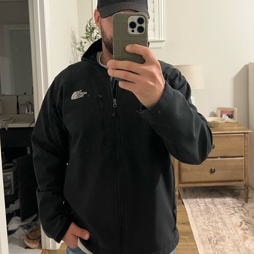 Black Northface tech jacket
